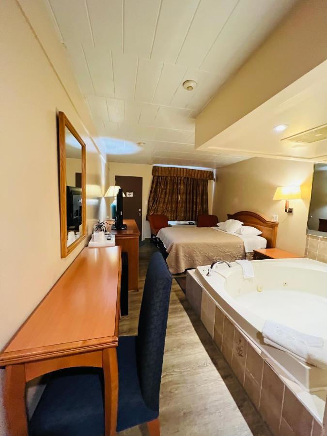 Sunset Inn 2*