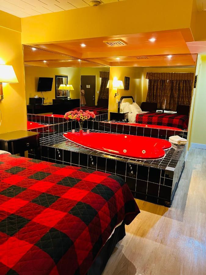 Inn Sunset Niagara Falls