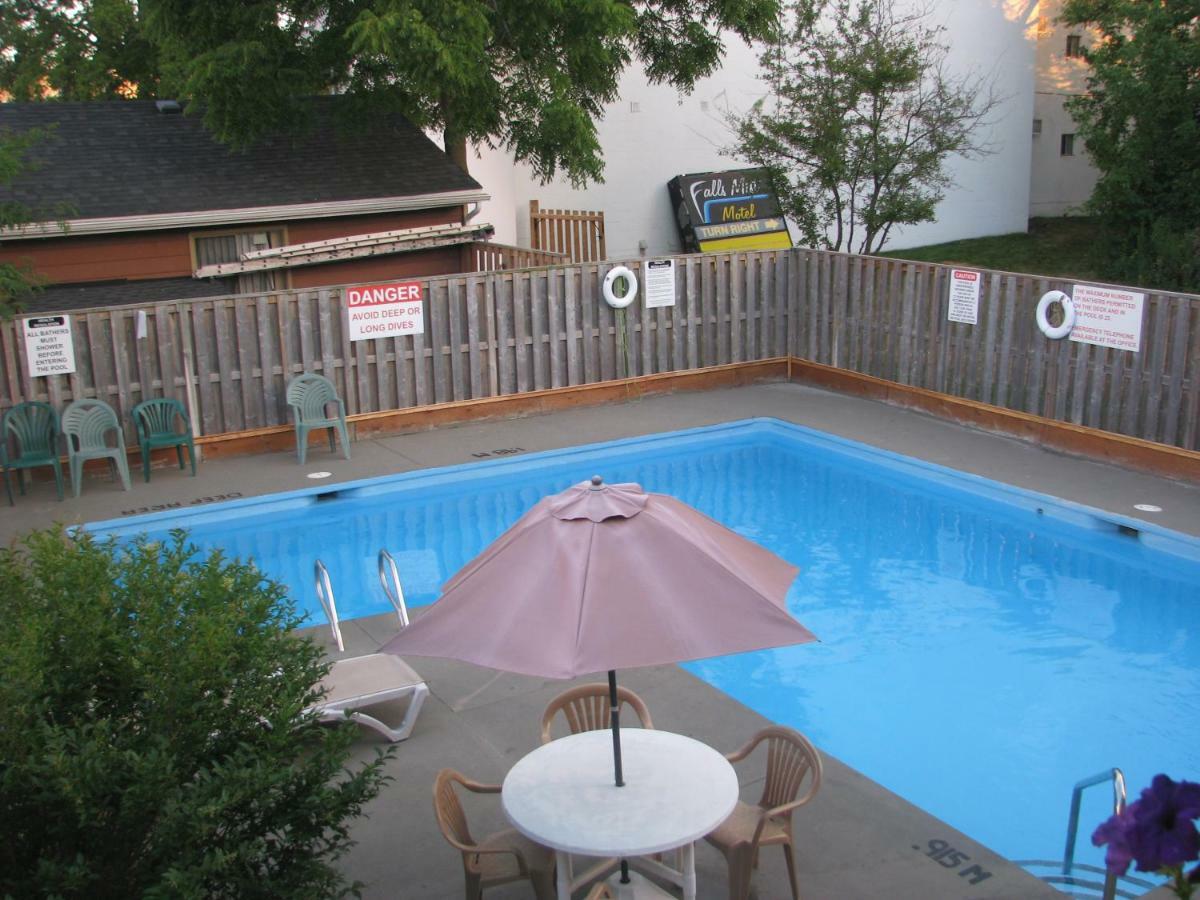 Sunset Inn 2*